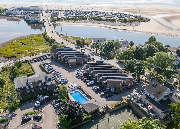 Aspinquid Resort