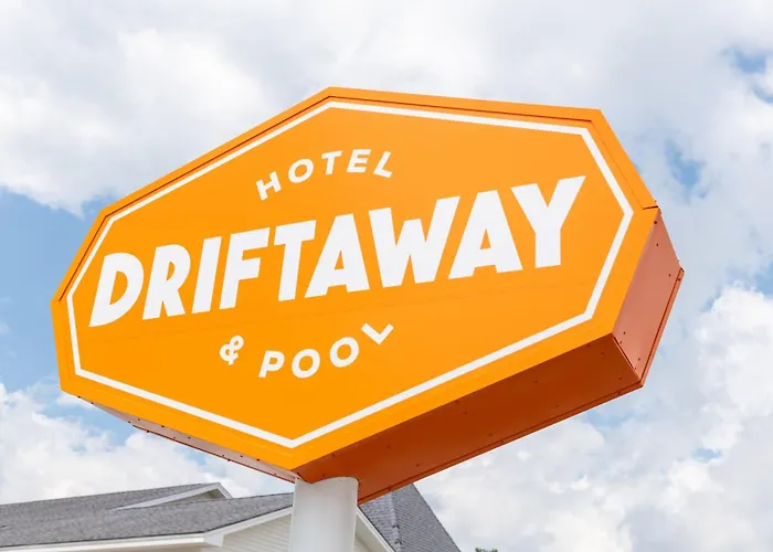 Driftaway Hotel And Pool